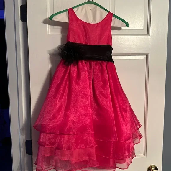 Gorgeous Hot Pink Formal Dress, Size 6, Removable Black Sash and Flower | Color: Pink | Size: 6g | Alyssajagla's Closet